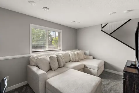 1812 2nd Avenue Anoka MN 55303