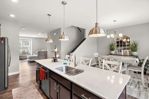 1812 2nd Avenue Anoka MN 55303