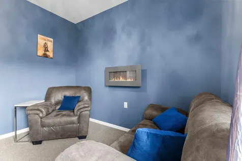 2103 County Road D E Maplewood MN 55109