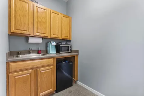 2103 County Road D E Maplewood MN 55109
