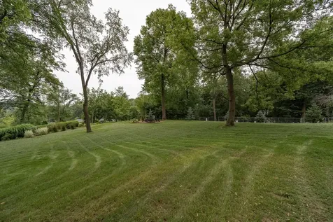 910 Folwell Drive SW Rochester MN 55902