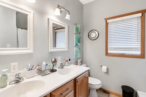 109 Cougar Drive Mankato MN 56001