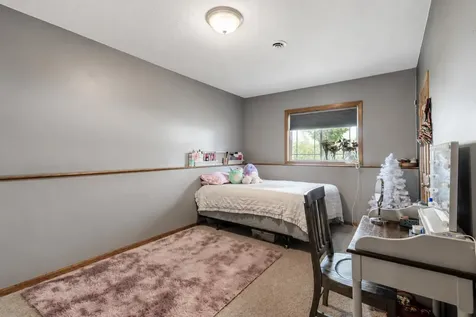 109 Cougar Drive Mankato MN 56001