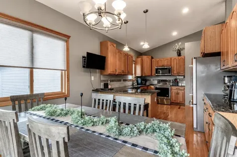 109 Cougar Drive Mankato MN 56001