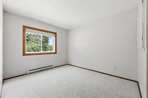 2523 33rd Avenue S Moorhead MN 56560