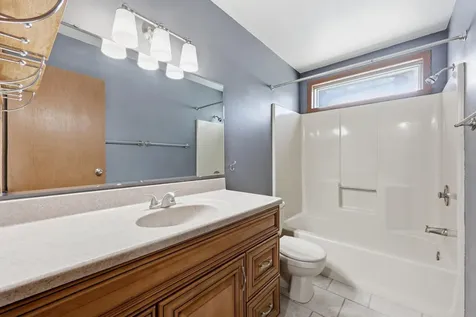 2523 33rd Avenue S Moorhead MN 56560
