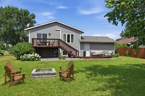 2523 33rd Avenue S Moorhead MN 56560