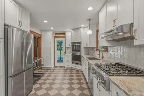2279 8th Street White Bear Lake MN 55110