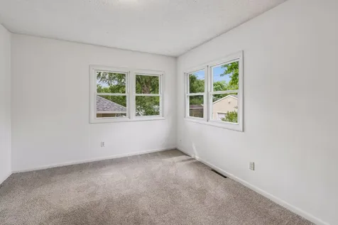 2417 Parkview Boulevard Golden Valley MN 55422