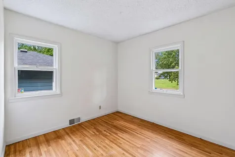 2417 Parkview Boulevard Golden Valley MN 55422