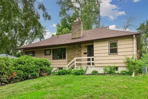 2417 Parkview Boulevard Golden Valley MN 55422