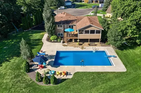 5710 W 139th Street Savage MN 55378