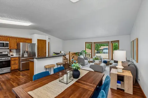 5710 W 139th Street Savage MN 55378