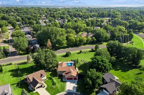 5710 W 139th Street Savage MN 55378