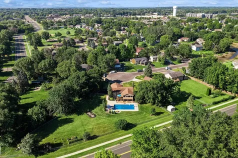 5710 W 139th Street Savage MN 55378