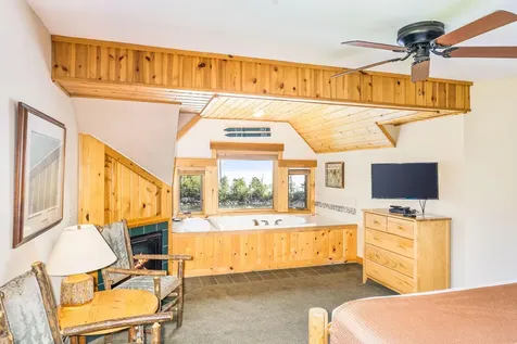 4576 Cove Side Cottages Beaver Bay MN 55616