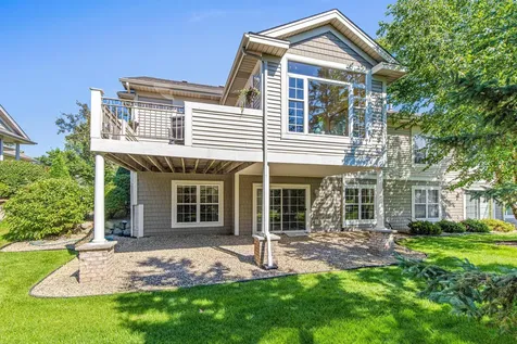 408 Holly Lane N Oakdale MN 55128