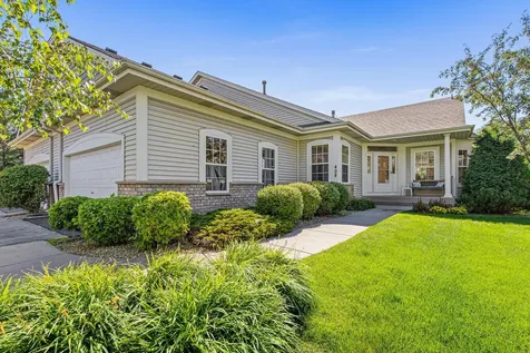 408 Holly Lane N Oakdale MN 55128