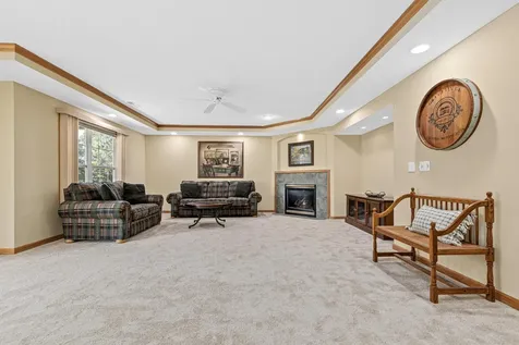 408 Holly Lane N Oakdale MN 55128