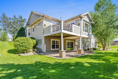 408 Holly Lane N Oakdale MN 55128