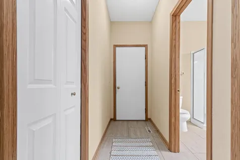408 Holly Lane N Oakdale MN 55128