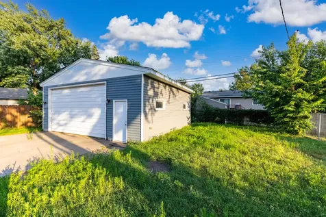 5029 53rd Avenue N Crystal MN 55429