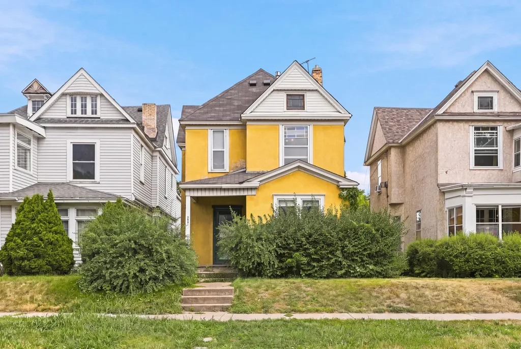2641 Pillsbury Avenue S Minneapolis MN 55408