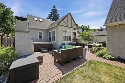 1258 2nd Street N Fargo ND 58102