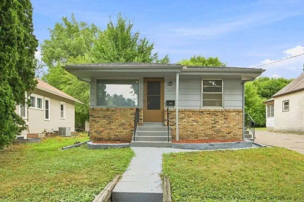 2223 Cole Avenue SE Minneapolis MN 55414