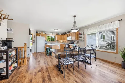 740 Texas Avenue NW Hutchinson MN 55350