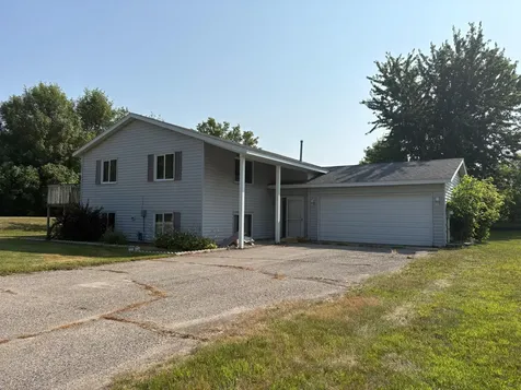 19900 Sunny Lane Starbuck MN 56381