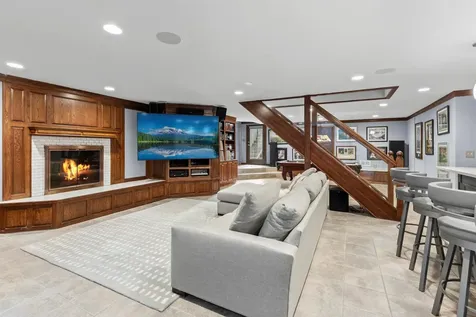 3865 Hillcrest Road Deephaven MN 55391