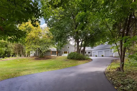 3865 Hillcrest Road Deephaven MN 55391