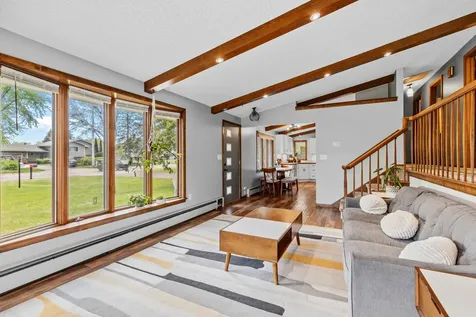 715 Tanglewood Drive Shoreview MN 55126