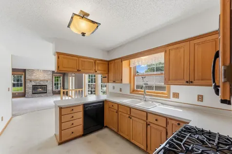 8020 Hidden Court Chanhassen MN 55317