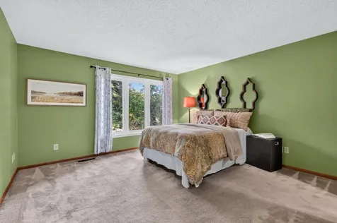 13315 Morgan Avenue S Burnsville MN 55337