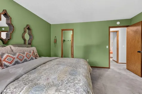 13315 Morgan Avenue S Burnsville MN 55337