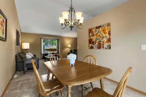 9044 Sequoia Road Woodbury MN 55125