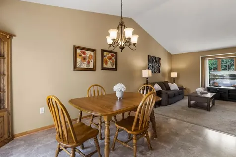 9044 Sequoia Road Woodbury MN 55125