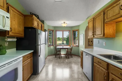 9044 Sequoia Road Woodbury MN 55125