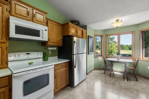 9044 Sequoia Road Woodbury MN 55125