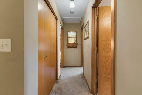 9044 Sequoia Road Woodbury MN 55125
