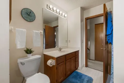 9044 Sequoia Road Woodbury MN 55125