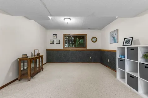 9044 Sequoia Road Woodbury MN 55125