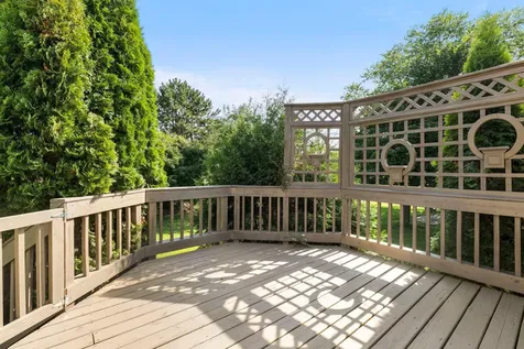 9044 Sequoia Road Woodbury MN 55125