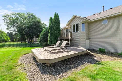 9044 Sequoia Road Woodbury MN 55125