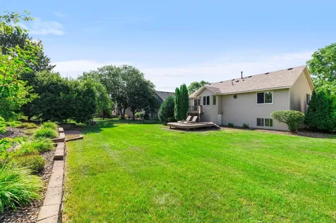 9044 Sequoia Road Woodbury MN 55125