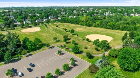 9044 Sequoia Road Woodbury MN 55125