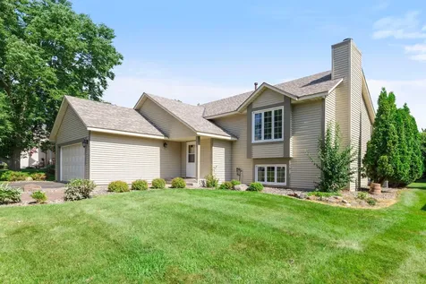 9044 Sequoia Road Woodbury MN 55125