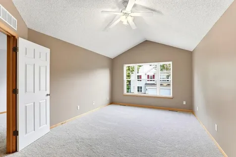 1713 Countryside Drive Shakopee MN 55379